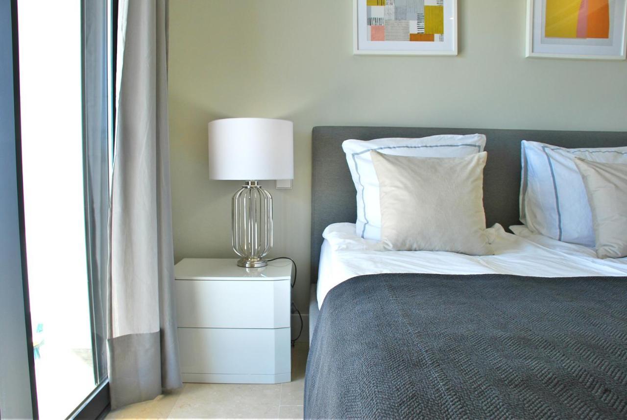 Luxurious In Beautiful Settings Appartement
